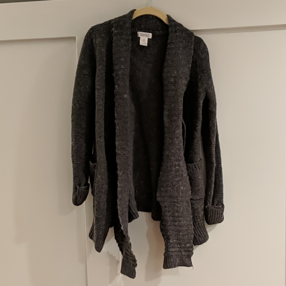 Barney's Women's sweater size M